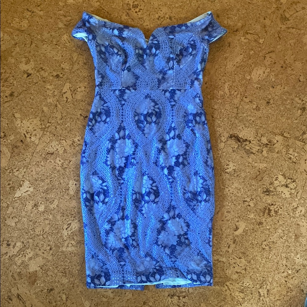 GUESS Elegant Blue Floral Dress